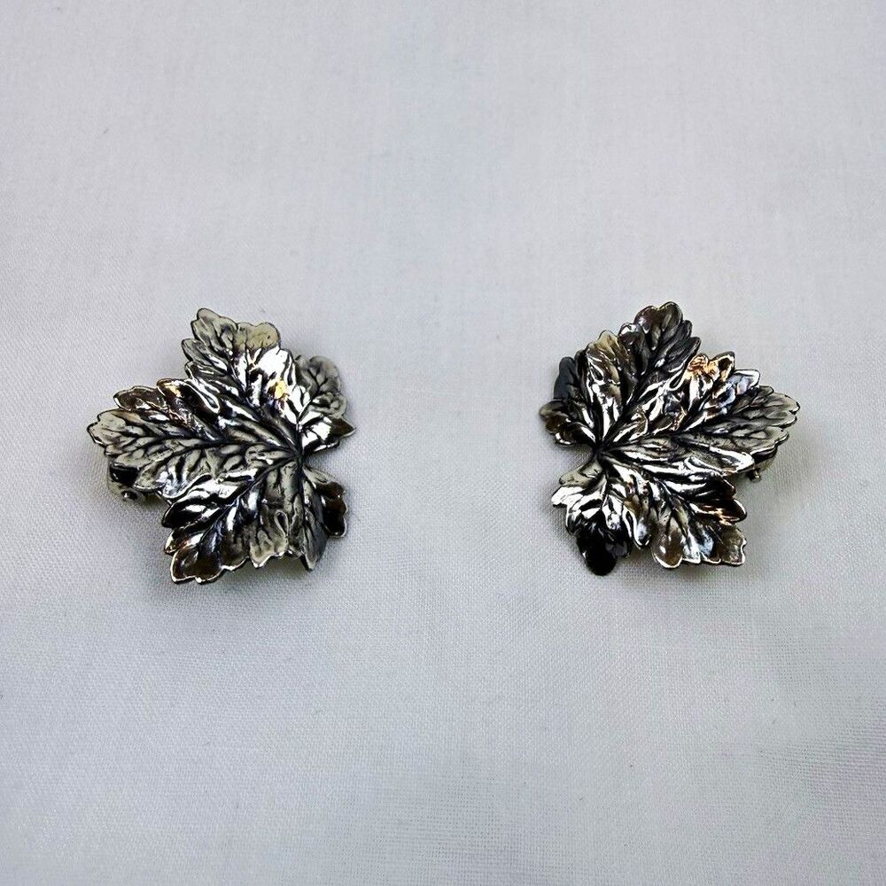 Napier Signed Silver Tone Leaf Clip-On Earrings Nature Fall Theme Metal